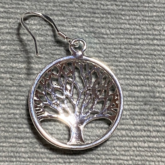 New 925 Sterling Silver Tree of Life Necklace and Earrings Set - Picture 7 of 12